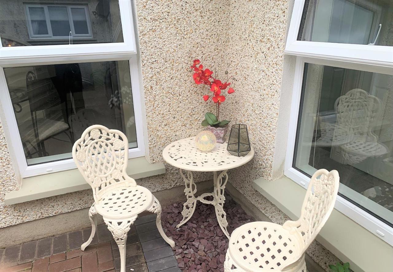 Naas 2 Bedroom Back Garden Escape Екстериор снимка